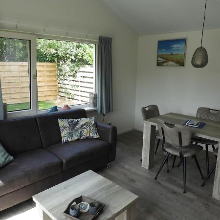Vakantiewoning 'T Steechje Hollum  Ngoại thất bức ảnh